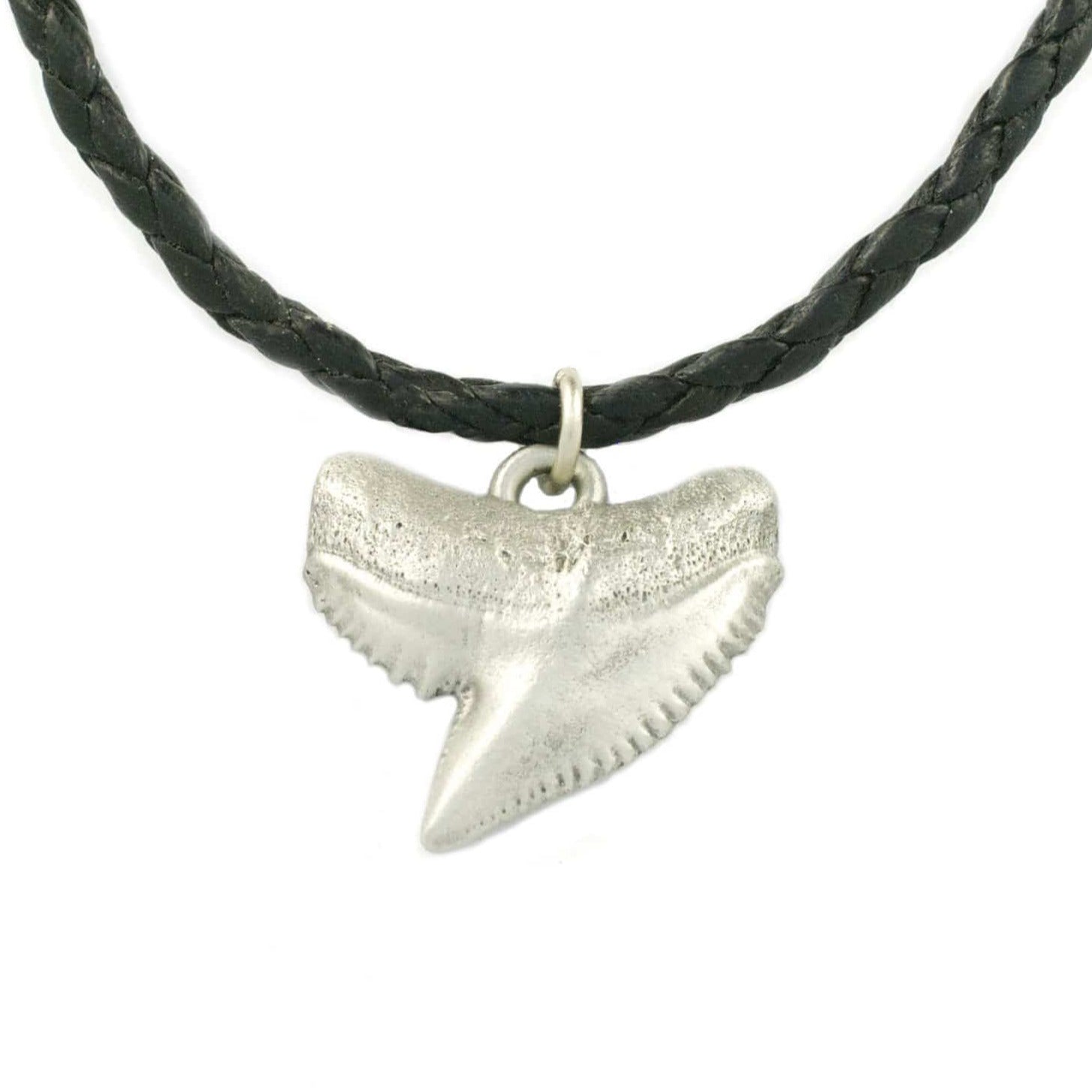 Shark Tooth Necklace for Men and Women -Shark Tooth Pendant, Shark Gift, Gifts for Shark Lovers, Beachy Jewelry, Shark Tooth Charm, Women's, Size: 18