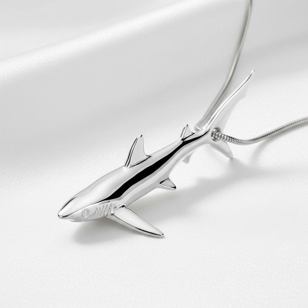 Joe Romeiro´s Blue Shark Necklace – Sterling Silver - Big Blue