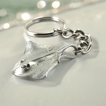 Stingray Keychain for Women and Men- Stingray Gifts for Women, Stingray Key Ring, Stingray Charm, Gifts for Scuba Divers, Sea Life Keychain - Big Blue