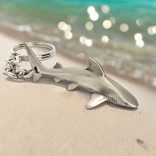 Reef Shark Keychain for Men and Women- Grey Reef Shark Keychain Charm, Gifts for Shark Lovers, Realistic Antique Pewter Keyring, Reef Shark Key Fob - Big Blue