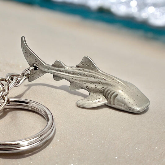 Whale Shark Keychain for Men and Women- Whale Shark Keychain Charm, Gifts for Shark Lovers,  Realistic Shark Key Ring Shark Key Fob - Big Blue