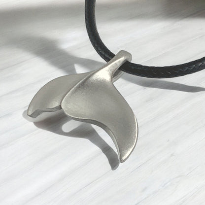 Whale Tail Necklace for Men and Women- Whale Tail Gifts ,Whale Fluke Necklace, Gifts for Whale Lovers, Sea Life Jewelry, Whale Fluke Charm - Big Blue