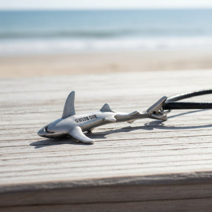 Joe Romeiro´s Blue Shark Necklace – Pewter on Cord - Big Blue