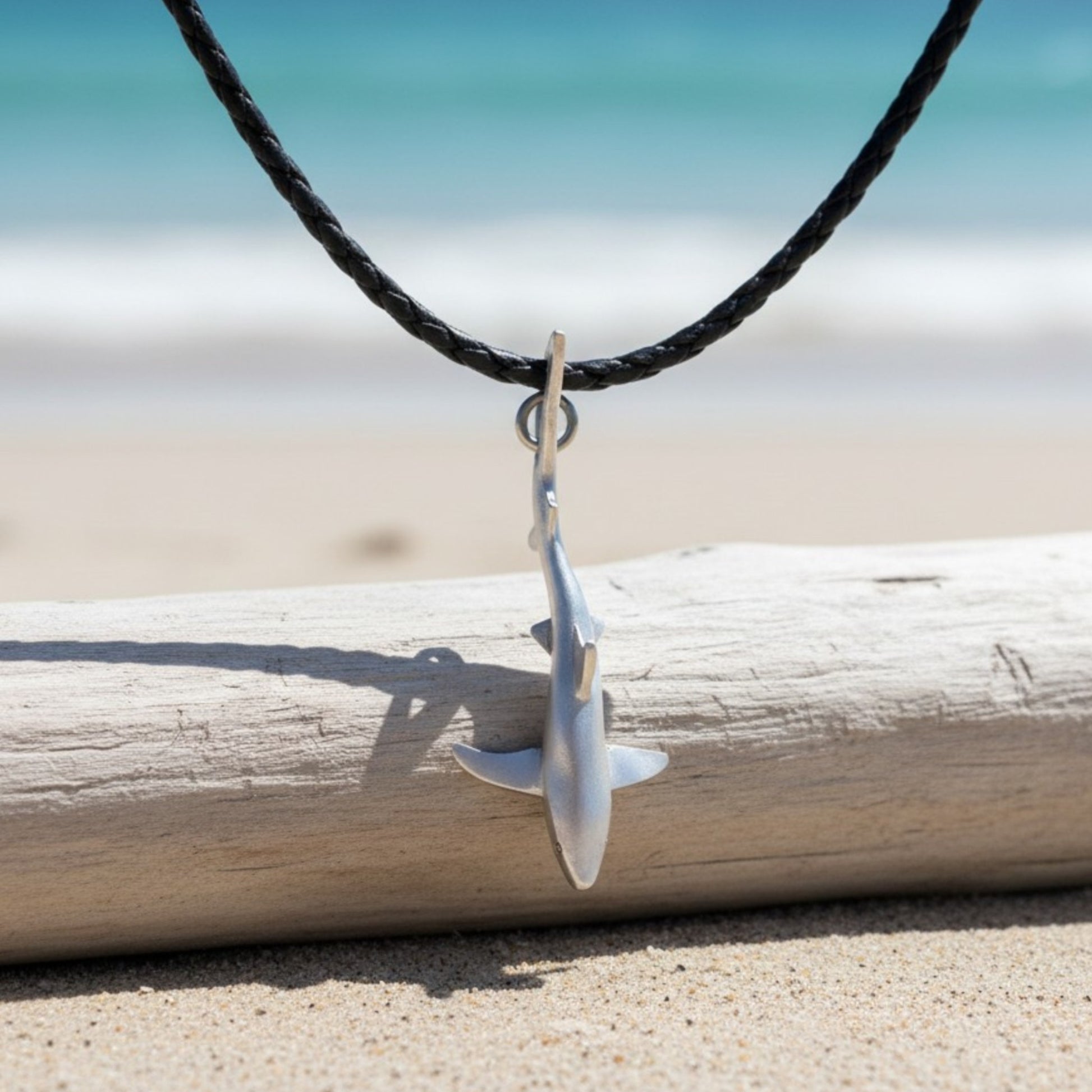 Joe Romeiro´s Blue Shark Necklace – Pewter on Cord - Big Blue