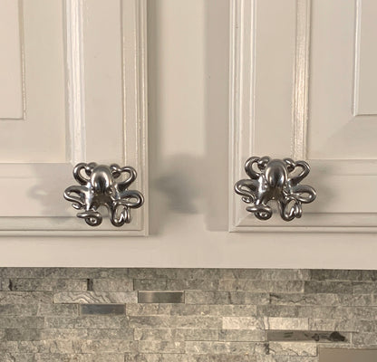 Ocean Theme Drawer Pulls and Knobs- Octopus Drawer Pulls | Beach Decor | Coastal Drawer Pulls | Nautical Drawer Pulls | Sea Life Cabinet Knobs - Big Blue