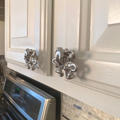 Ocean Theme Drawer Pulls and Knobs- Octopus Drawer Pulls | Beach Decor | Coastal Drawer Pulls | Nautical Drawer Pulls | Sea Life Cabinet Knobs - Big Blue