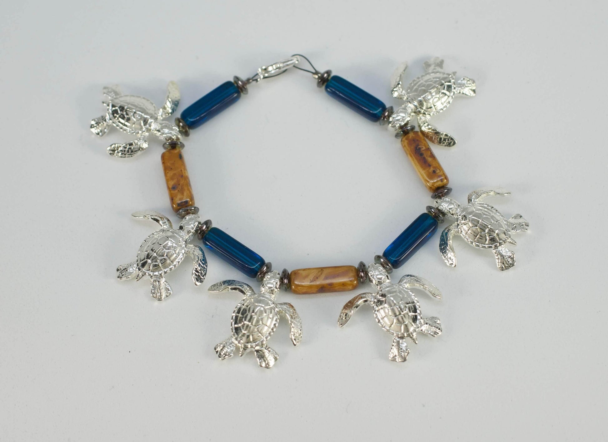Sea Turtle Charm Bracelet – Ocean Theme Pewter with Silver Finish